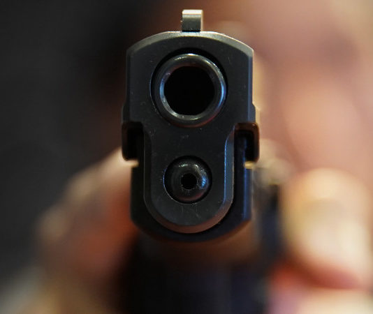 Spara ai ladri, un morto