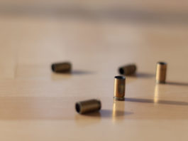 Ispettore di polizia municipale si suicida con la pistola d’ordinanza