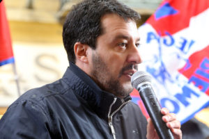 Il fatto di sangue di Latina: Matteo Salvini e Giorgia Meloni stanno dalla parte dell'avvocato che ha ucciso un ladro dopo un furto in casa dei genitori.
