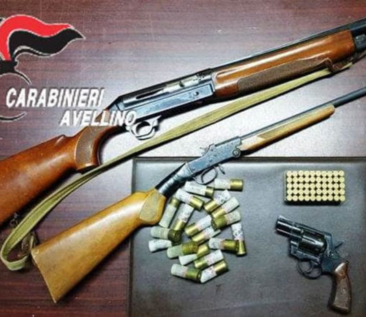 Tiene l’arma nel frigorifero in disuso: denunciato per omessa custodia