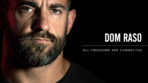 «Se un diritto è minacciato, tutti i diritti sono a rischio»: così Dom Raso, veterano degli Us Navy Seals, sulla difesa del Secondo emendamento.