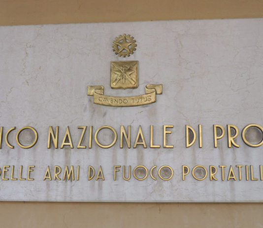 Armi demilitarizzate “sportive”: no ai caricatori oltre 5 colpi Arma demilitarizzata sportiva