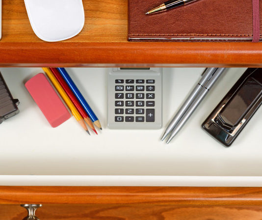 I lavoratori si difendono armandosi: l’analisi di Confcommercio Commercianti armati