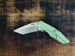 Ruike, rigore geometrico e design futuristico Künzi Ruike