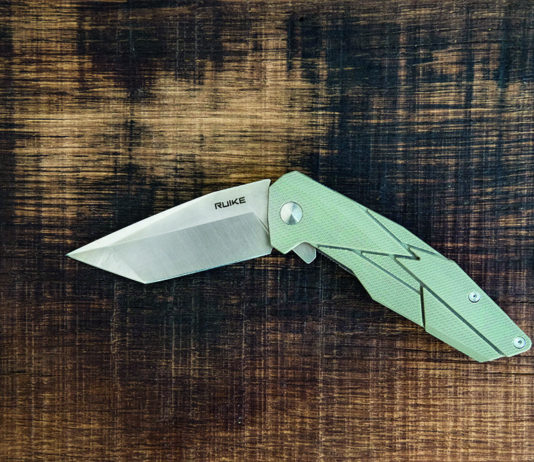 Ruike, rigore geometrico e design futuristico Künzi Ruike