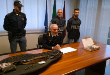 Sequestrate due armi a Prato: una era nascosta in un dormitorio di cittadini cinesi