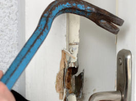 Un altro furto di armi Furto di armi a Giais, frazione di Aviano: dopo l'effrazione, dall'appartamento è stata sottratta una pistola semiautomatica con i relativi proiettili