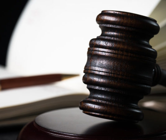 Condannato a quattro mesi in più rispetto al ladro a cui sparò