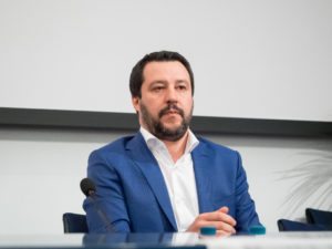 Ai primi posti del programma del governo Salvini ci sarà "una legge seria" sulla legittima difesa: parola del segretario della Lega.