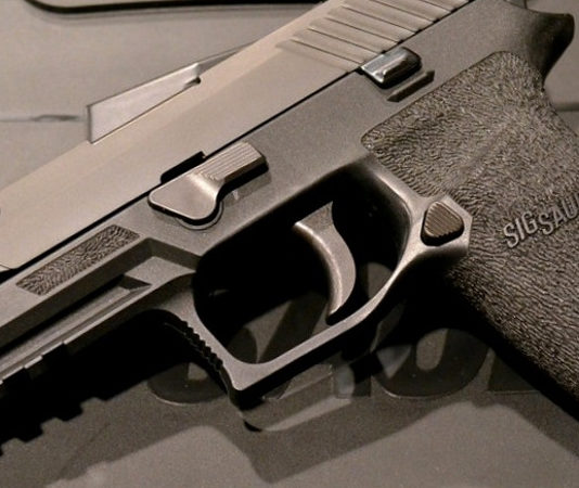 Inizia la sostituzione delle pistole dell’esercito Sig Sauer P320