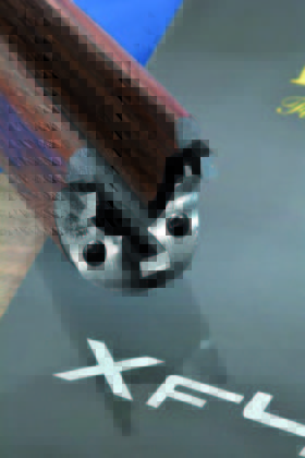 XF4