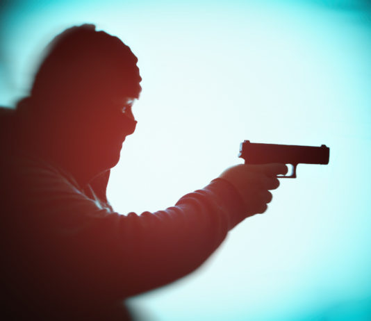 Doppia rapina a cacciatori, sottratti sei fucili cacciatori rapinati