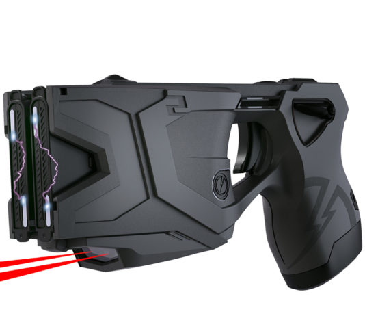 L’Arma sperimenta l’uso del Taser X2 Taser X2