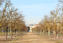 Tenta di rubare l’arma ai lagunari, arrestato nigeriano a Vicenza Deve rispondere di resistenza, minacce e lesioni a pubblico ufficiale e tentata rapina il trentottenne nigeriano che ha tentato di rubare l'arma ai lagunari nell'area di Campo Marzo, a Vicenza.