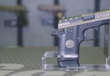Sig Sauer P938 Stand, la bandiera americana non solo nel cuore