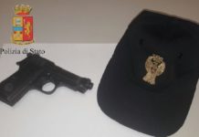 Pistola nel bagaglio a mano, una denuncia pistola nel bagaglio a mano base di sigonella aeroporto di comiso