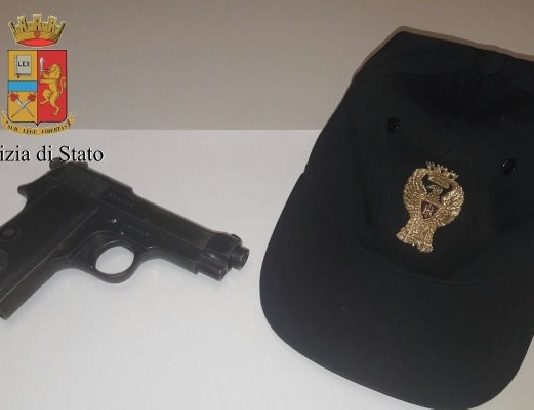 Pistola nel bagaglio a mano, una denuncia pistola nel bagaglio a mano base di sigonella aeroporto di comiso