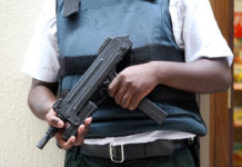 Aveva in casa pistola mitragliatrice Uzi con silenziatore, un arresto a Piacenza Aveva in casa pistola mitragliatrice Uzi con silenziatore, un arresto a Piacenza