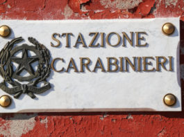 Como: ritiro di licenze e porto d’armi anche dai carabinieri