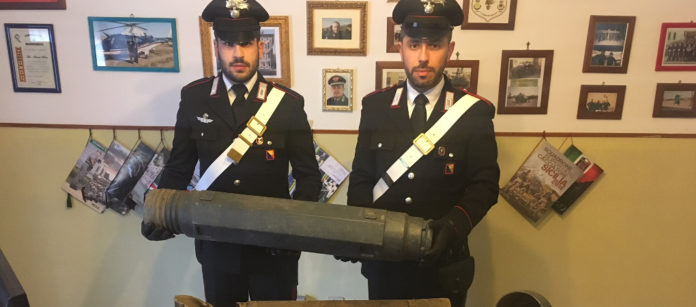 Nasconde armi modificate artigianalmente, arresto Messina
