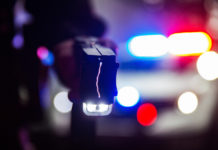 Taser alla polizia in sei città italiane © Mat Hayward