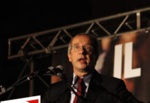 Veltroni, i giovani e le mobilitazioni antiarmi Walter Veltroni