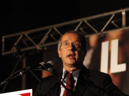 Veltroni, i giovani e le mobilitazioni antiarmi Walter Veltroni