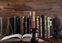 Fu denunciato dalla moglie: querele ritirate, porto d’armi anche giustizia