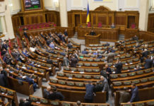 Niente armi in parlamento parlamento kiev