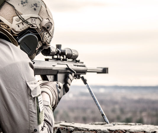 Pentagono ingaggia azienda che studia balistica del tiro a lunga distanza American sniper