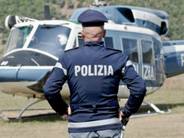 Cambia l’araldica della polizia di Stato: niente più legami con i militari Araldica polizia di Stato