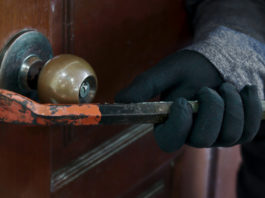 Chiesto rinvio a giudizio per l’oste di Casaletto Lodigiano Burglar breaks door