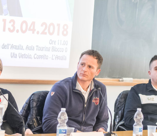 Sport, storia e fotografia, i campioni di tiro a volo incontrano 100 studenti a L’Aquila L’eccellenza incontra il territorio. Come lo sport cambia la vita