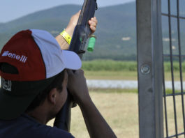 Otto linee di tiro a Hunting Show Sud Hunting Show sud Benelli