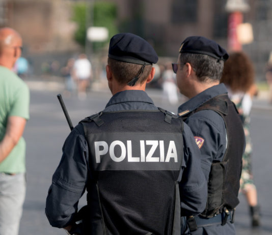 In cento ad aggiornarsi sull’uso legittimo delle armi questura di modena conferenza uso legittimo delle armi