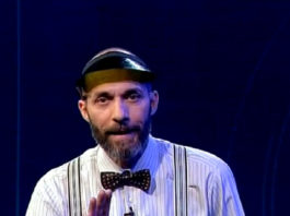 Striscia la Notizia sul rapporto tra banche e produttori di armi Max Laudadio