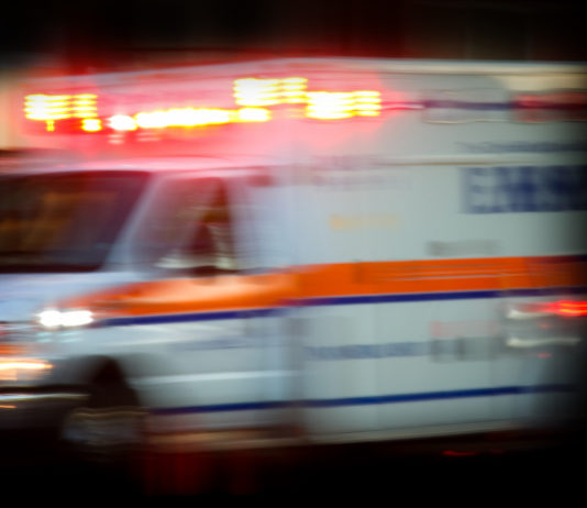 Parte colpo da pistola non d’ordinanza, ferito vigile fuori servizio