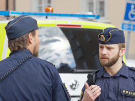 Dalla Svezia: pene più severe per reati commessi con le armi da fuoco Polizia svedese