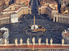 E le mitragliatrici difendono il Vaticano