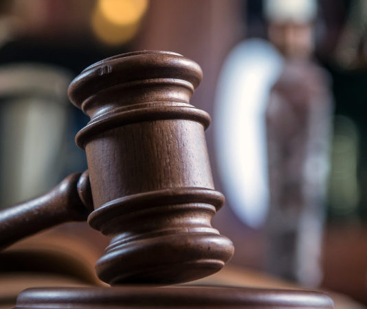 Agente perde porto d’armi nonostante prescrizione del reato giudice martello