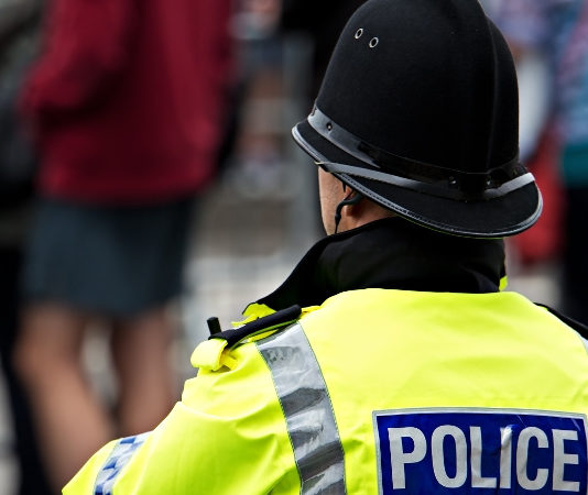 Paura terrorismo, più poliziotti inglesi armati? poliziotti inglesi armati