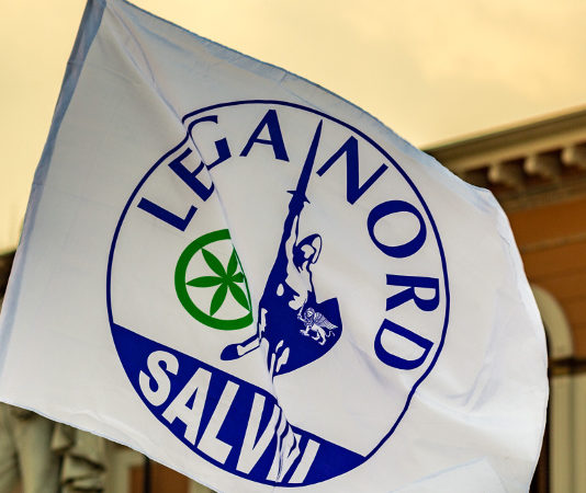 La Lega: “Non sia questo governo a decidere sulle armi”