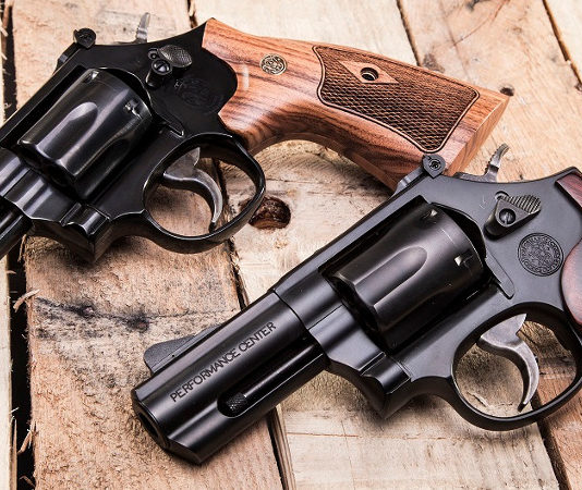 Revolver a doppia azione: Smith & Wesson torna a produrre il Model 19 Revolver a doppia azione Smith & Wesson Model 19