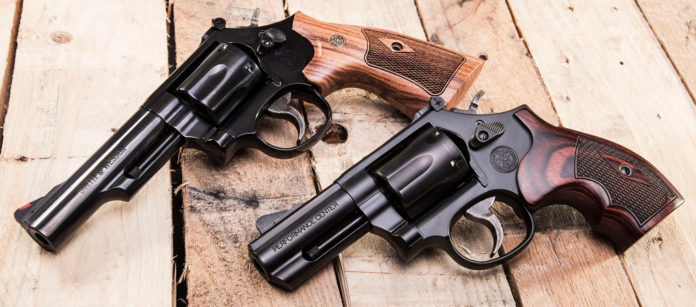 Revolver a doppia azione Smith & Wesson Model 19