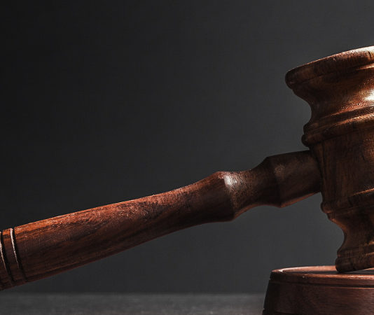 Al via il processo contro sei ex dipendenti di Heckler & Koch processo contro sei ex dipendenti di Heckler & Koch