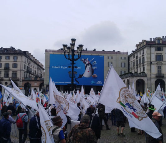Il Comitato Direttiva 477 sulla manifestazione dei cacciatori a Torino federcaccia manifestazione dei cacciatori a torino