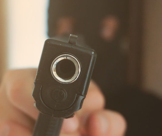 Bonafede sulla legittima difesa: riforma è priorità Bonafede sulla legittima difesa