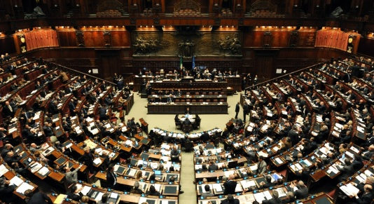 Bonafede: no alla liberalizzazione delle armi Bonafede sulla liberalizzazione delle armi