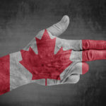 Il Canada valuta la proibizione delle armi