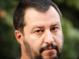 Salvini sulle armi: «Non ne voglio di più in giro» primo piano Matteo Salvini